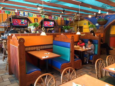 Welcome to Acapulcos Mexican Family Restaurant & Cantina in Framingham, MA!